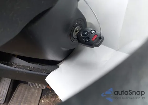 2018 Subaru Impreza 2.0I Premium из США, поврежденный, VIN 4S3GTAD61J3728968